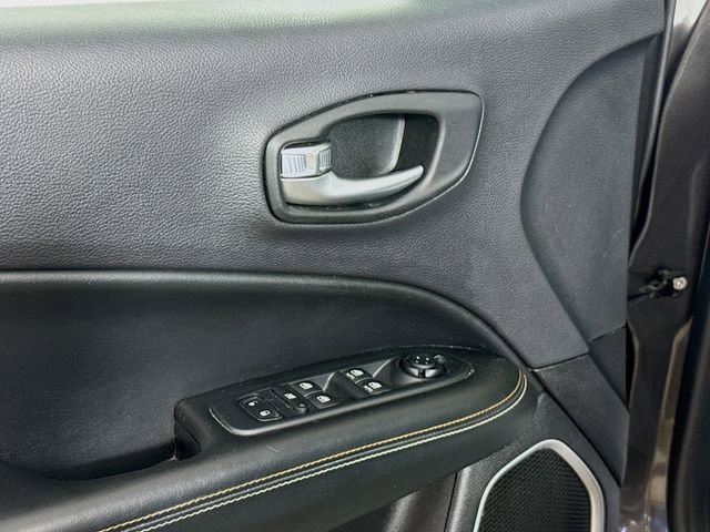 Used 2017 Jeep Compass Sport w/ Tech Group image 20