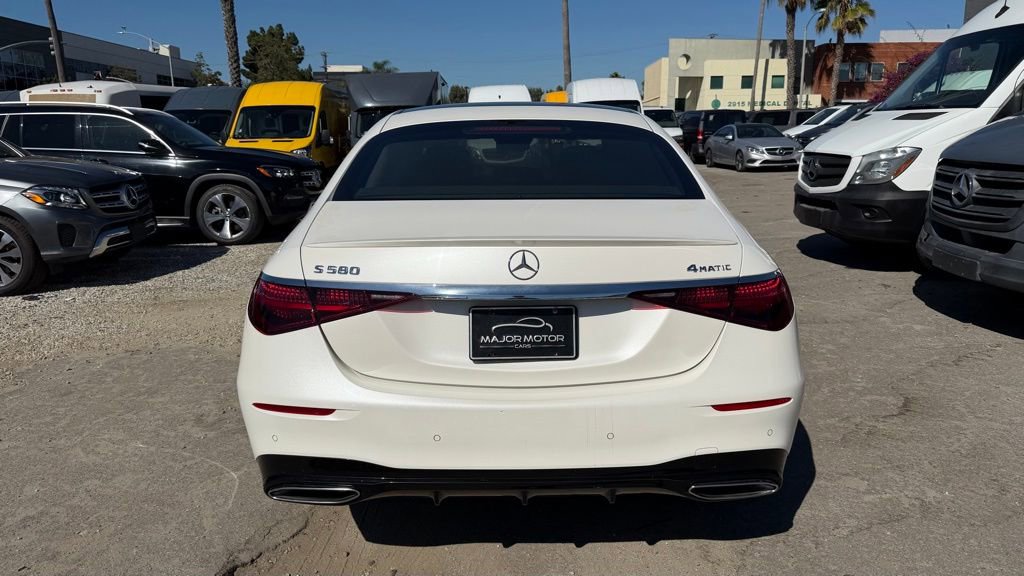 Used 2022 Mercedes-Benz S 580 4MATIC Sedan w/ AMG Line Package image 6
