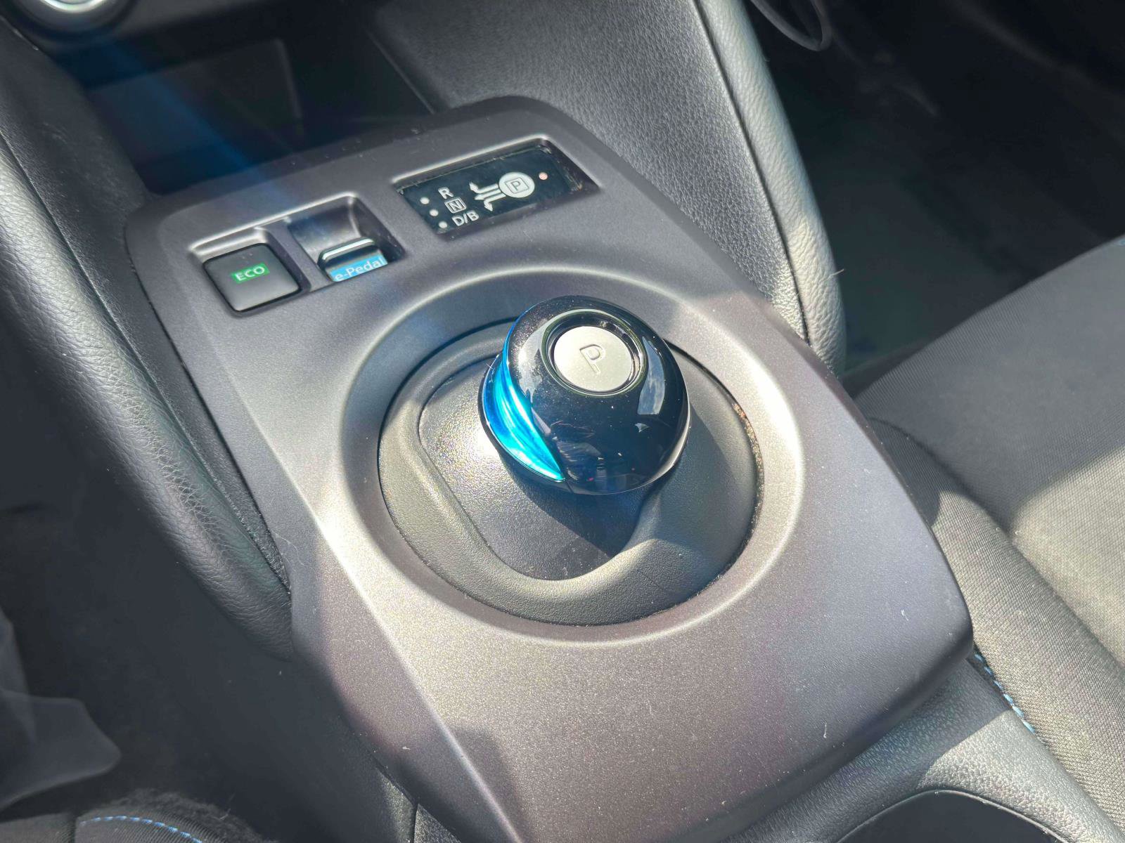 Used 2023 Nissan Leaf S image 26