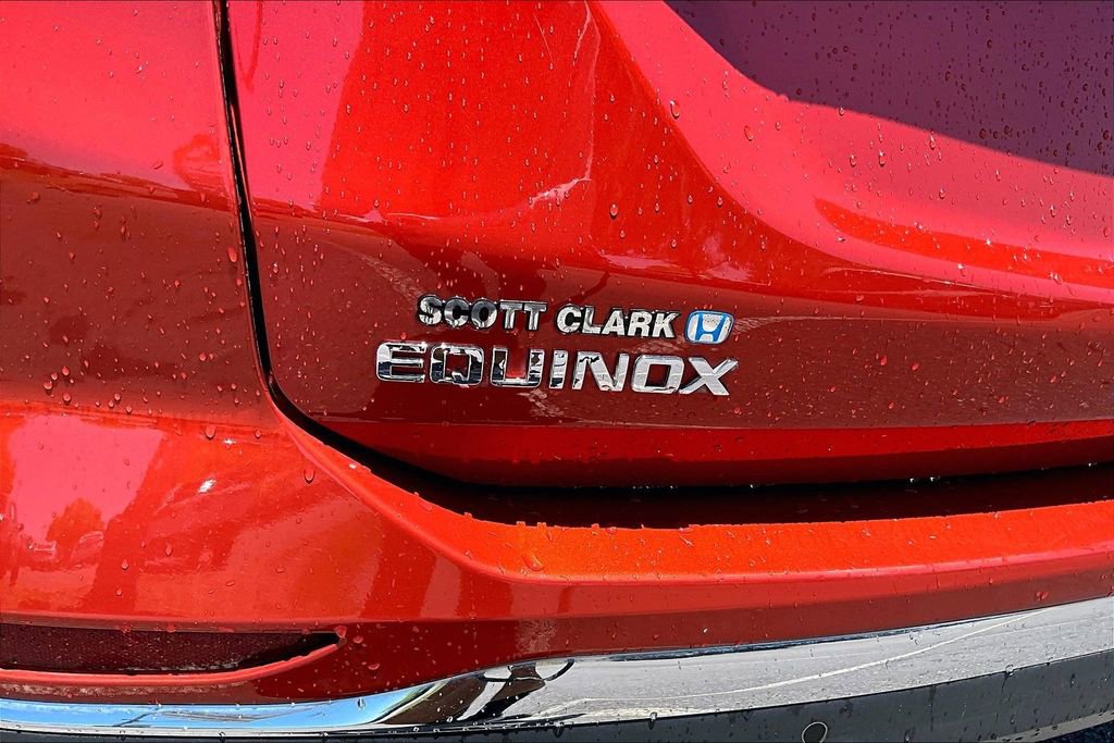 Used 2020 Chevrolet Equinox LT w/ Driver Convenience Package FWD image 22