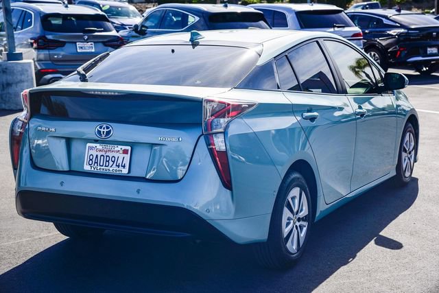 Used 2017 Toyota Prius Three image 5