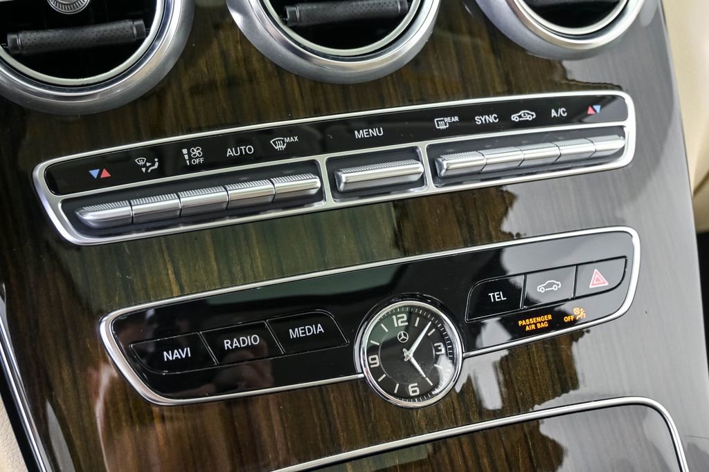 Used 2019 Mercedes-Benz C 300 Sedan image 16