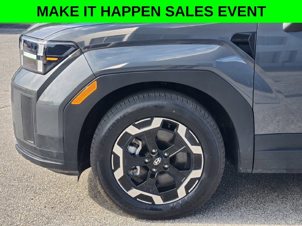 Used 2025 Hyundai Santa Fe SEL FWD image 5