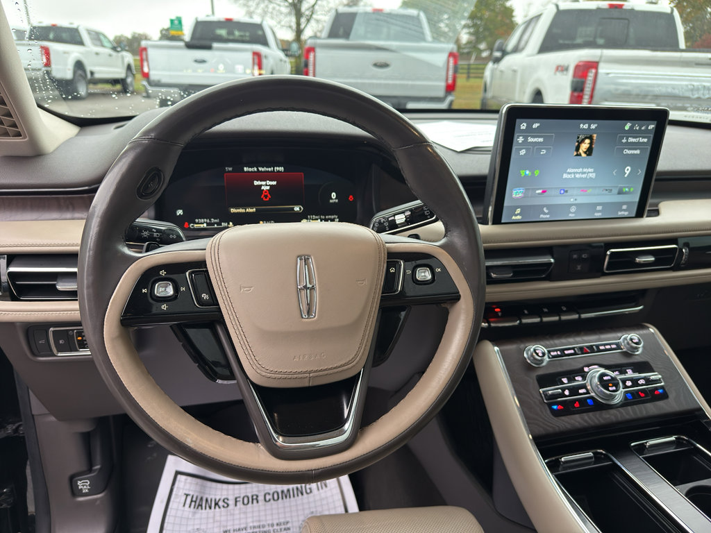 Used 2022 Lincoln Aviator Reserve w/ Equipment Group 201A AWD/4WD image 9