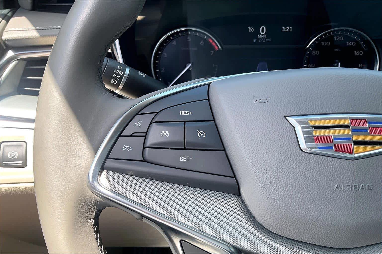 Used 2021 Cadillac XT5 Premium Luxury FWD image 19