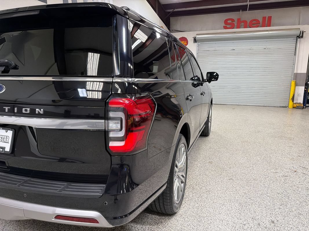 Used 2023 Ford Expedition Platinum AWD/4WD image 37