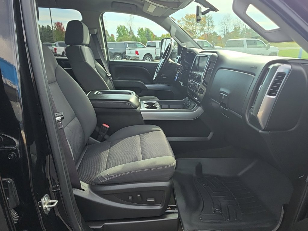 Used 2015 Chevrolet Silverado 2500 LT w/ LT Convenience Package AWD/4WD image 27