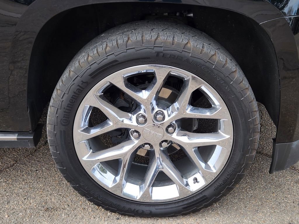 Used 2020 GMC Yukon XL Denali w/ Denali Premium Package image 16