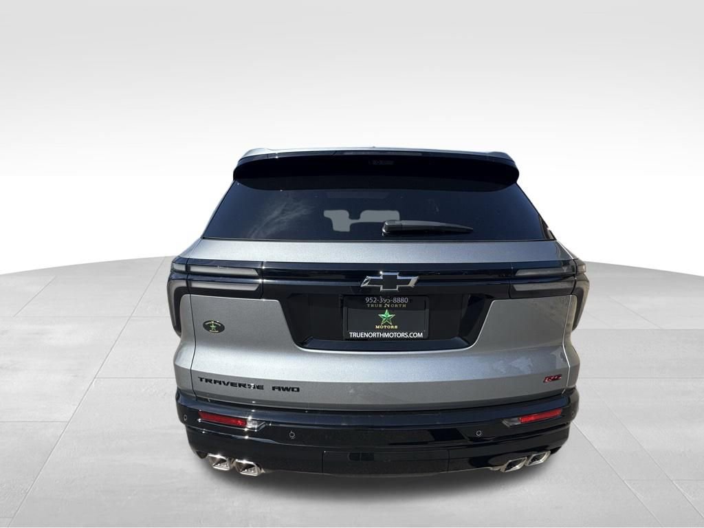 Used 2026 Chevrolet Traverse RS w/ LPO, Floor Liner Package AWD/4WD image 8