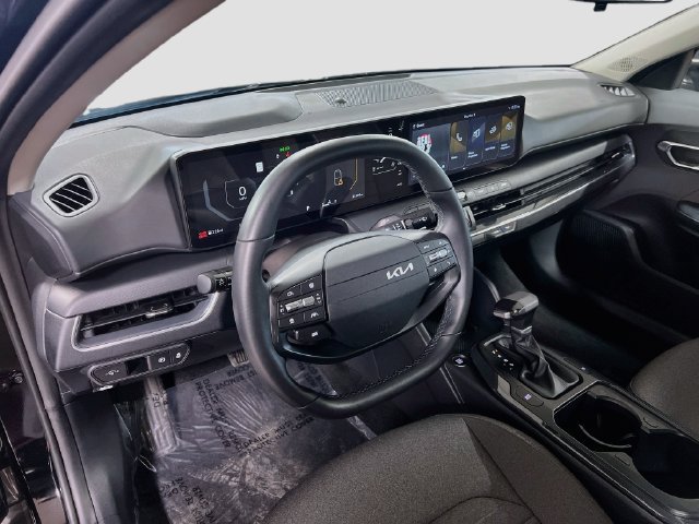 Certified 2025 Kia K4 EX FWD image 9