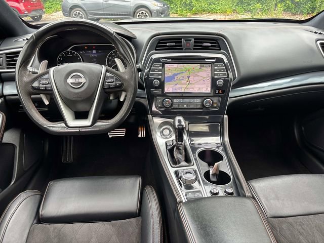 Used 2023 Nissan Maxima SR w/ Sport Mat Group image 11