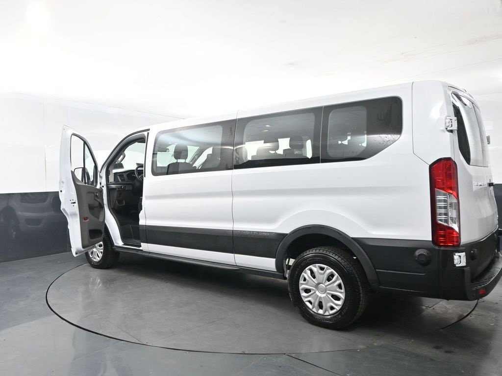 Used 2024 Ford Transit 350 XLT image 29