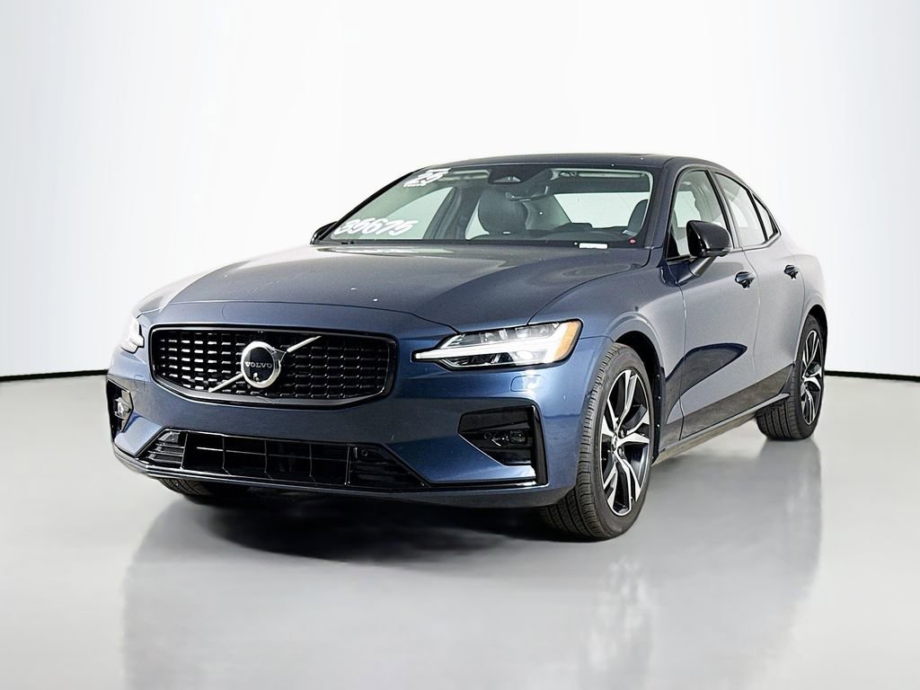 Used 2025 Volvo S60 B5 Plus AWD/4WD image 3