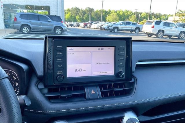 Used 2019 Toyota RAV4 XLE w/ Convenience Package FWD image 21