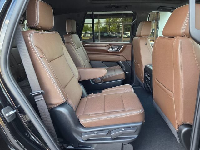 Used 2024 Chevrolet Tahoe High Country AWD/4WD image 23