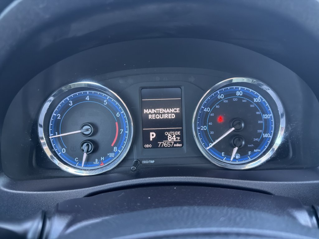 Used 2017 Toyota Corolla LE FWD image 30