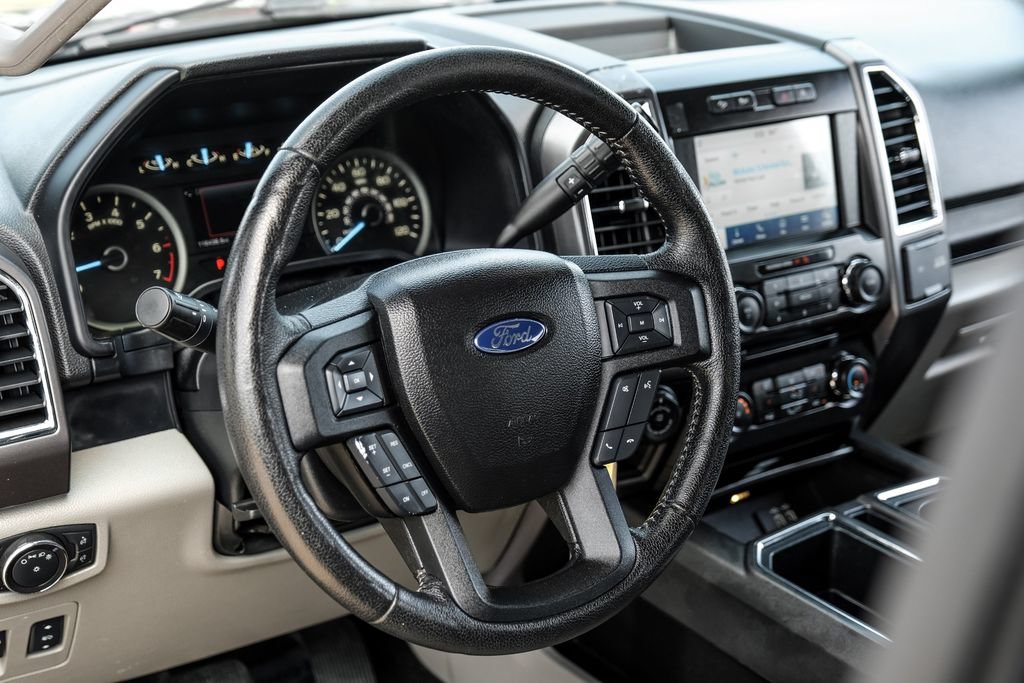 Used 2016 Ford F150 XLT w/ Equipment Group 302A Luxury RWD image 12