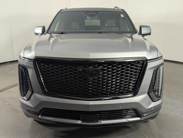 Used 2025 Cadillac Escalade Sport w/ Touring Package image 3