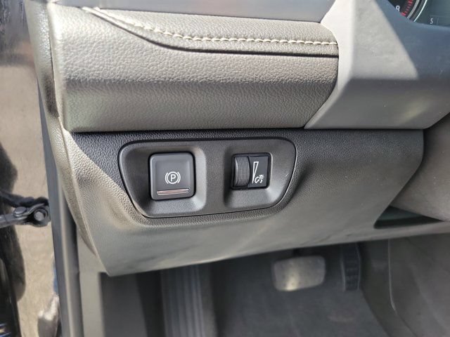 Used 2023 GMC Acadia SLT FWD image 20