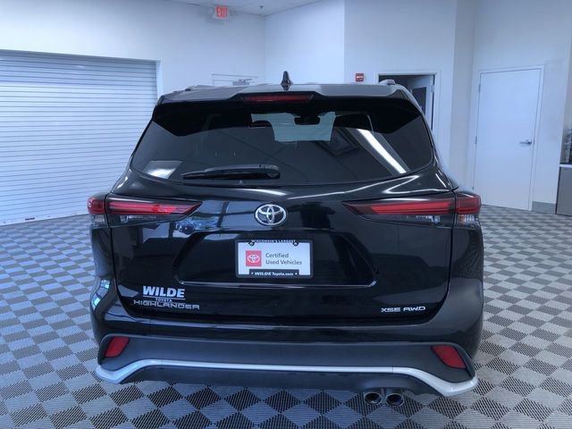 Certified 2025 Toyota Highlander XSE AWD/4WD image 13