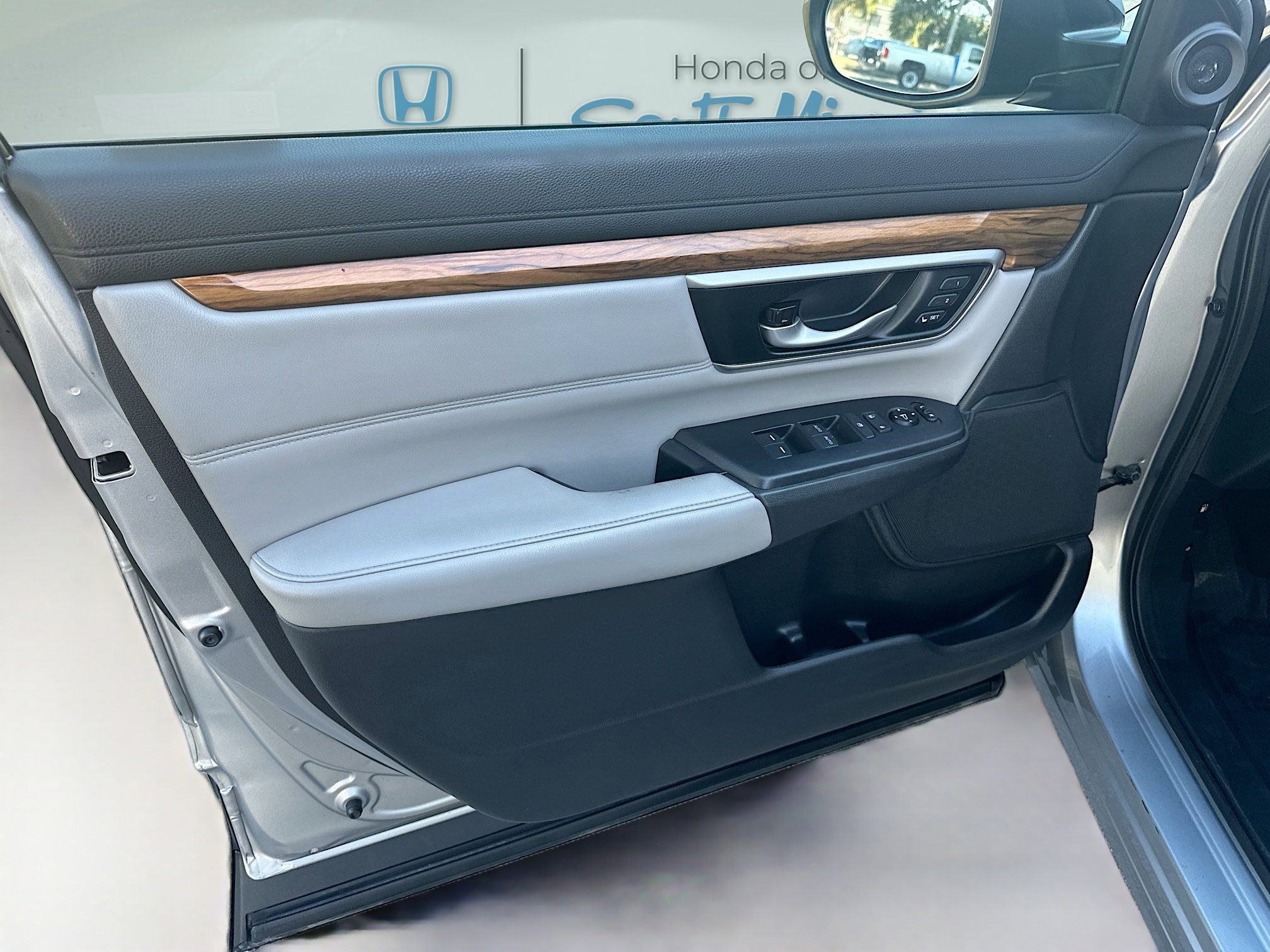 Certified 2018 Honda CR-V Touring image 20