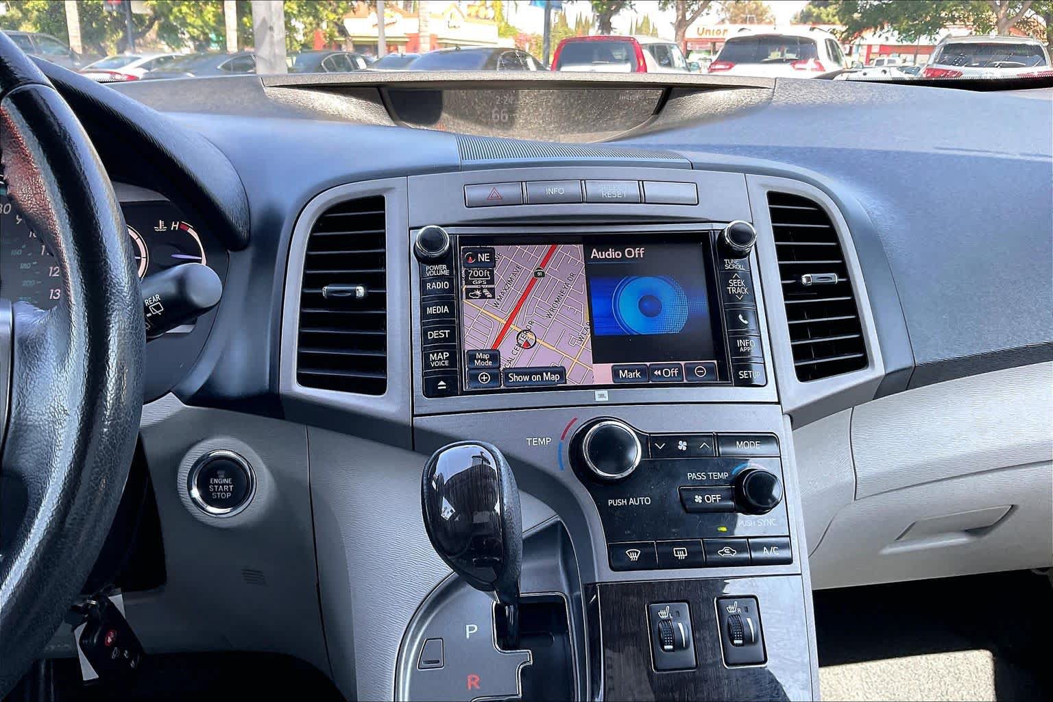 Used 2013 Toyota Venza Limited w/ Tow Prep Pkg FWD image 32