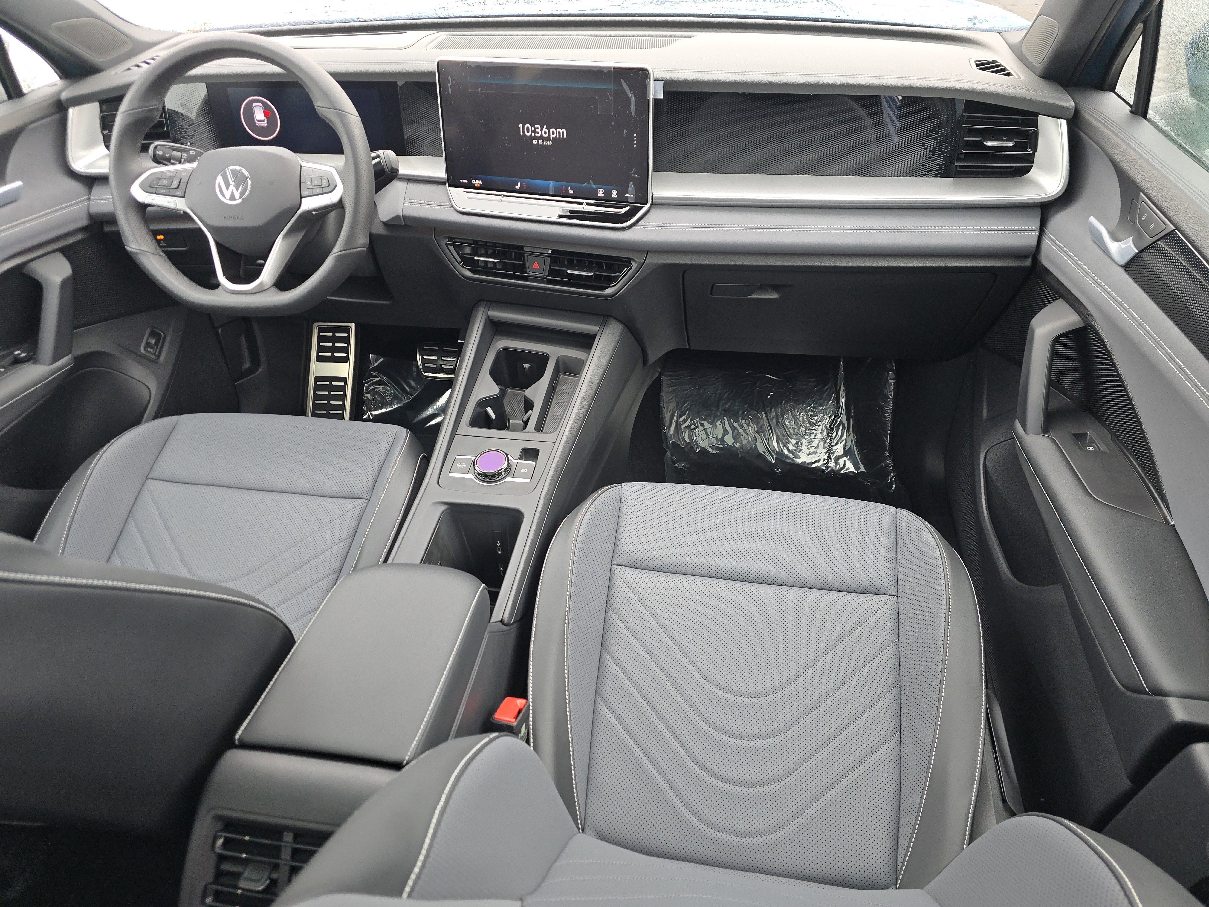 New 2026 Volkswagen Tiguan SE R-Line image 18