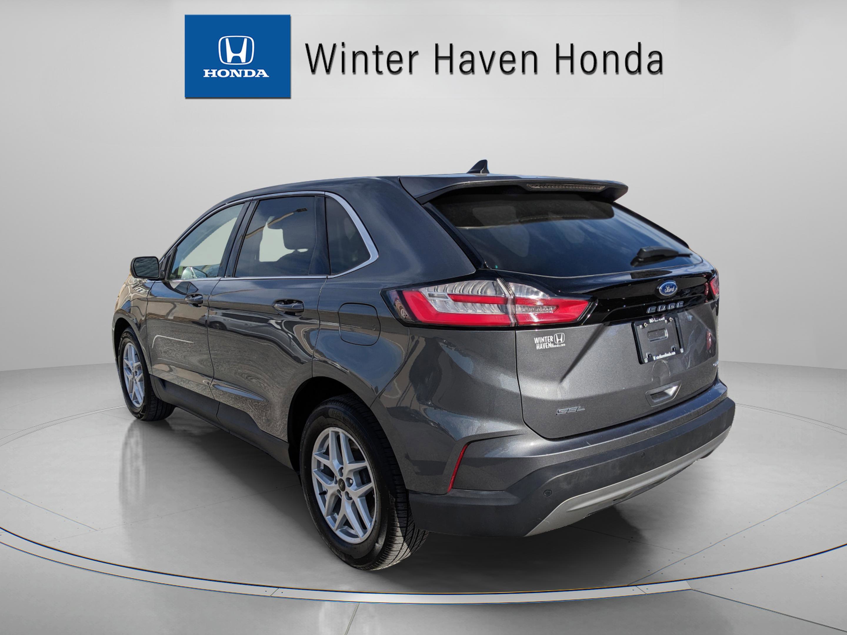 Used 2024 Ford Edge SEL image 6