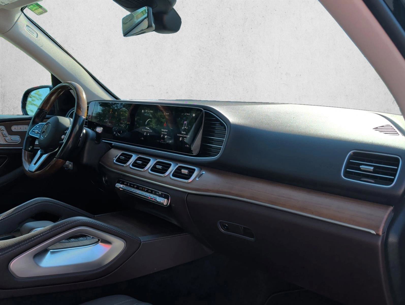 Used 2023 Mercedes-Benz GLE 350 4MATIC image 24