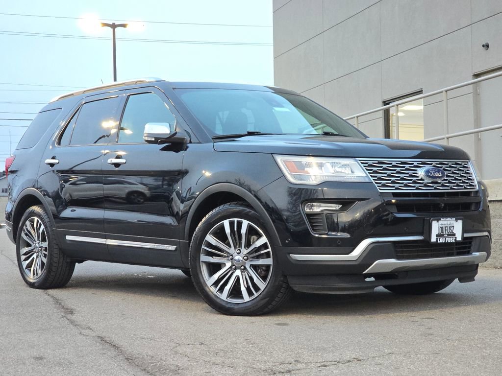 Used 2018 Ford Explorer Platinum image 1