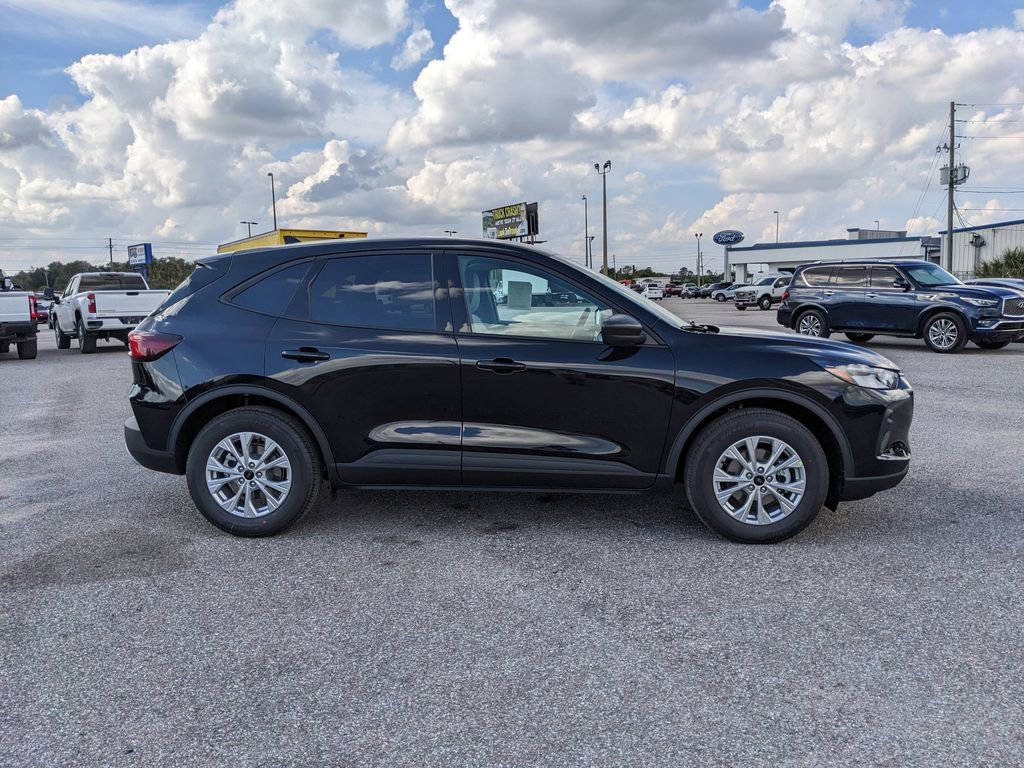 New 2026 Ford Escape Active FWD image 9