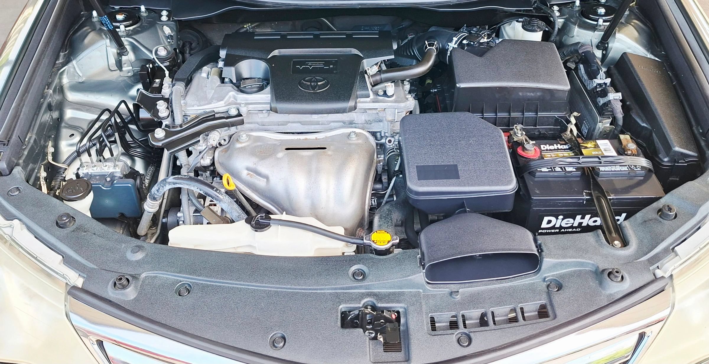 Used 2012 Toyota Camry LE FWD image 22