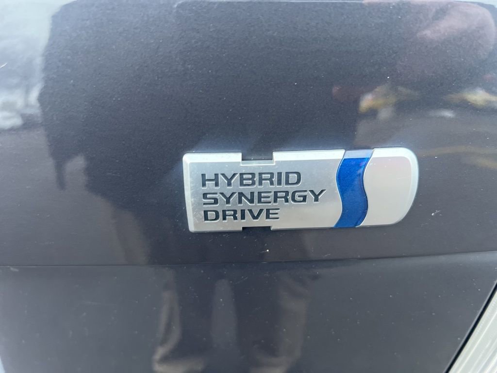 Used 2013 Toyota Prius Two image 33