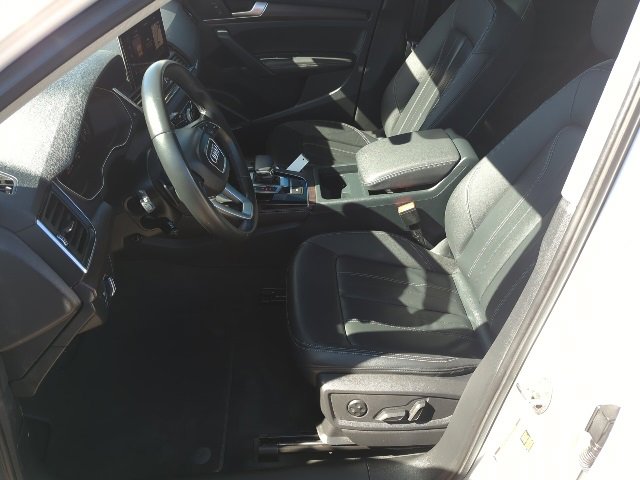 Used 2023 Audi Q5 2.0T Premium Plus w/ Premium Plus Package image 16