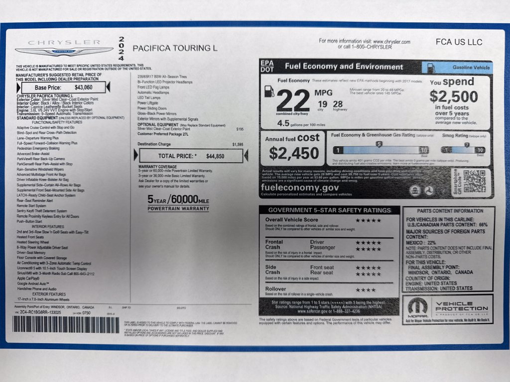 Used 2024 Chrysler Pacifica Touring-L FWD image 31