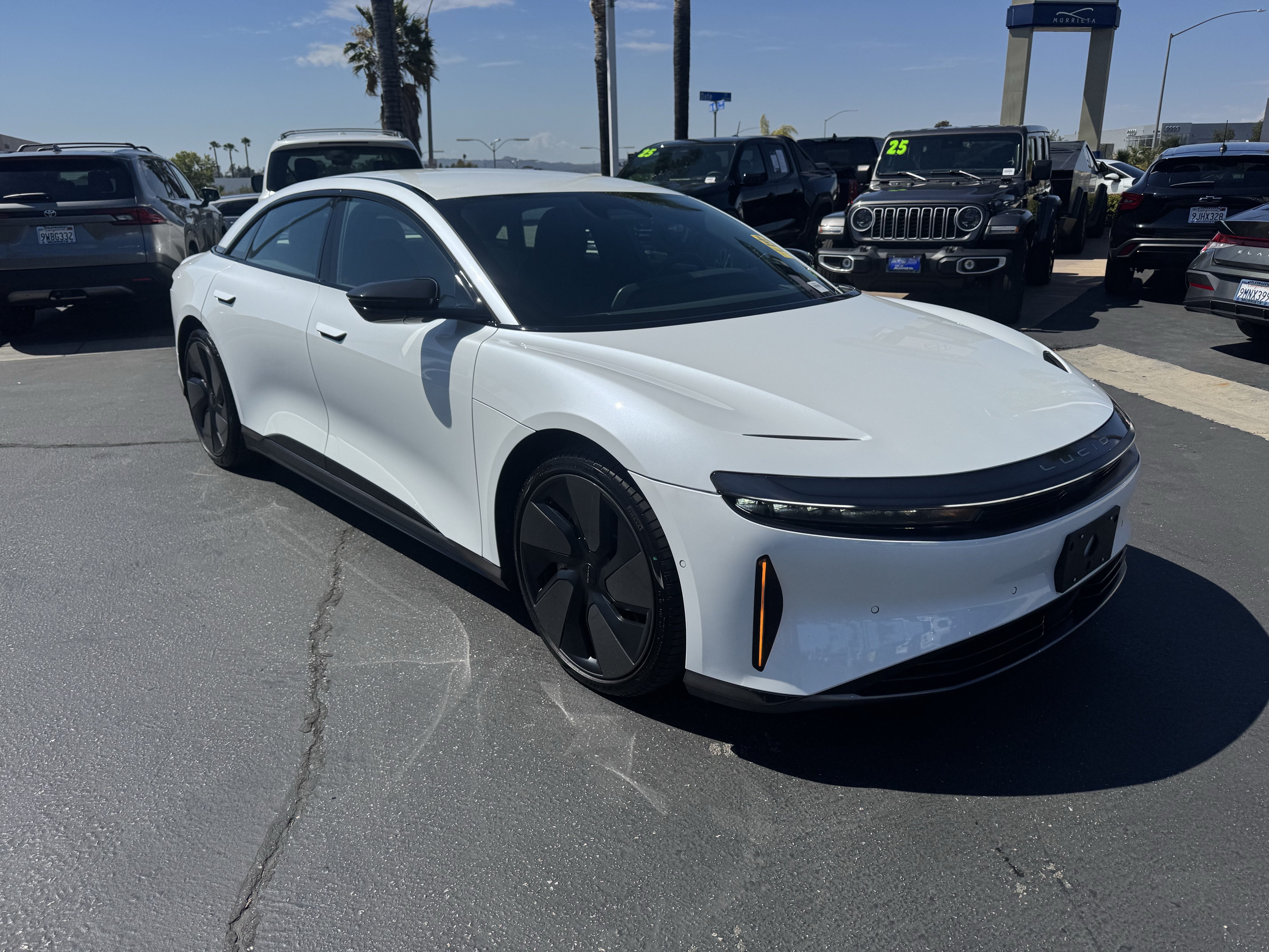 Used 2024 Lucid Air Touring AWD/4WD image 2