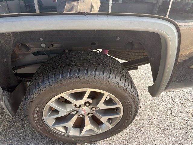 Used 2016 GMC Sierra 1500 SLT w/ All-Terrain Package AWD/4WD image 21