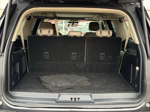 Used 2022 Ford Expedition Max Limited RWD image 35