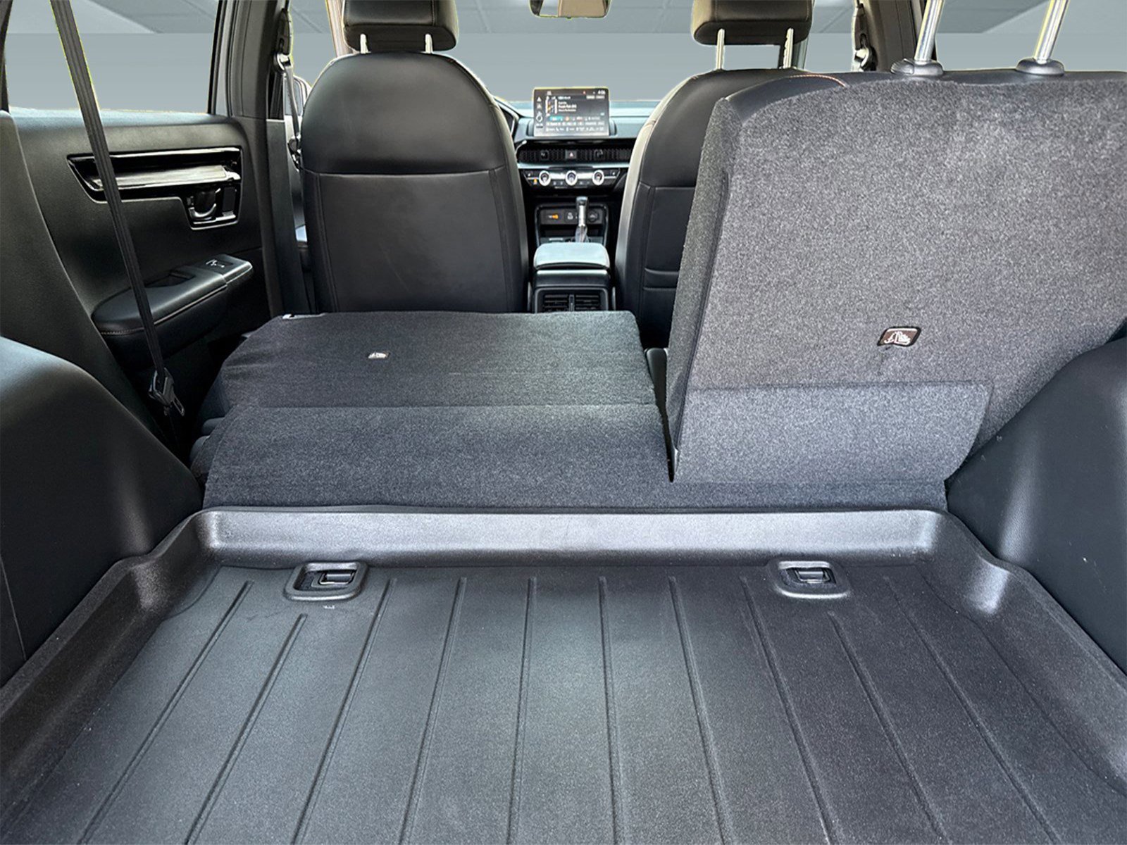 Used 2023 Honda CR-V Sport Touring image 32