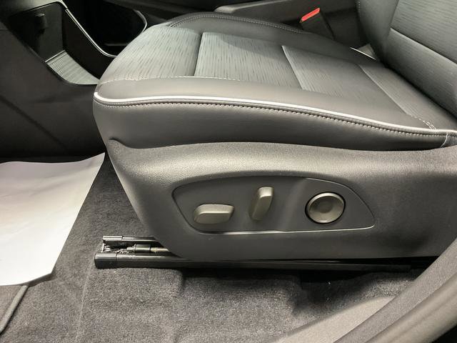 New 2026 Buick Enclave Sport Touring image 13