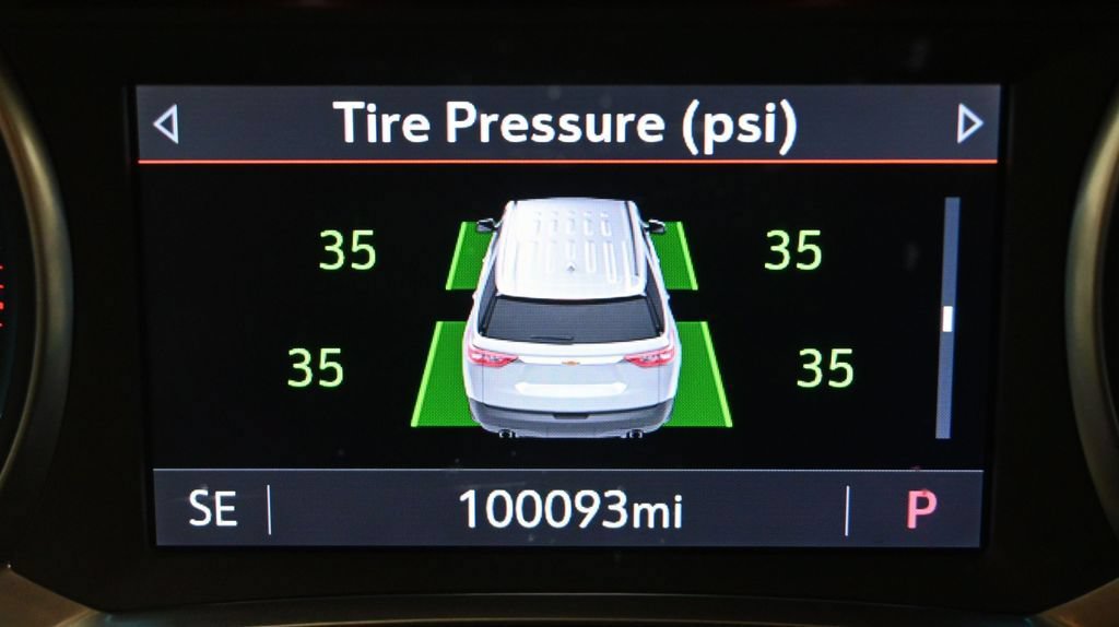 Used 2020 Chevrolet Traverse LT w/ LT Premium Package FWD image 41