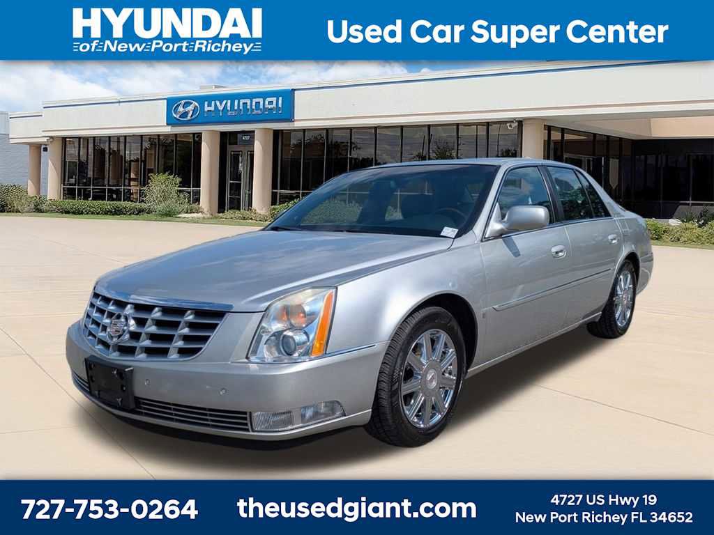 Used 2007 Cadillac DTS Luxury II image 1