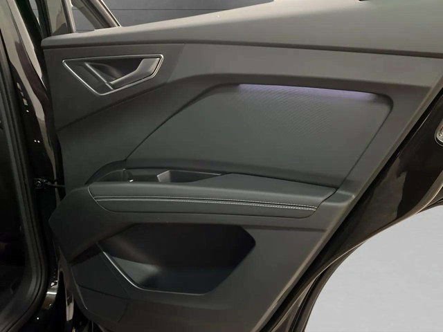 Used 2024 Audi Q4 e-tron Premium w/ Convenience Package image 76