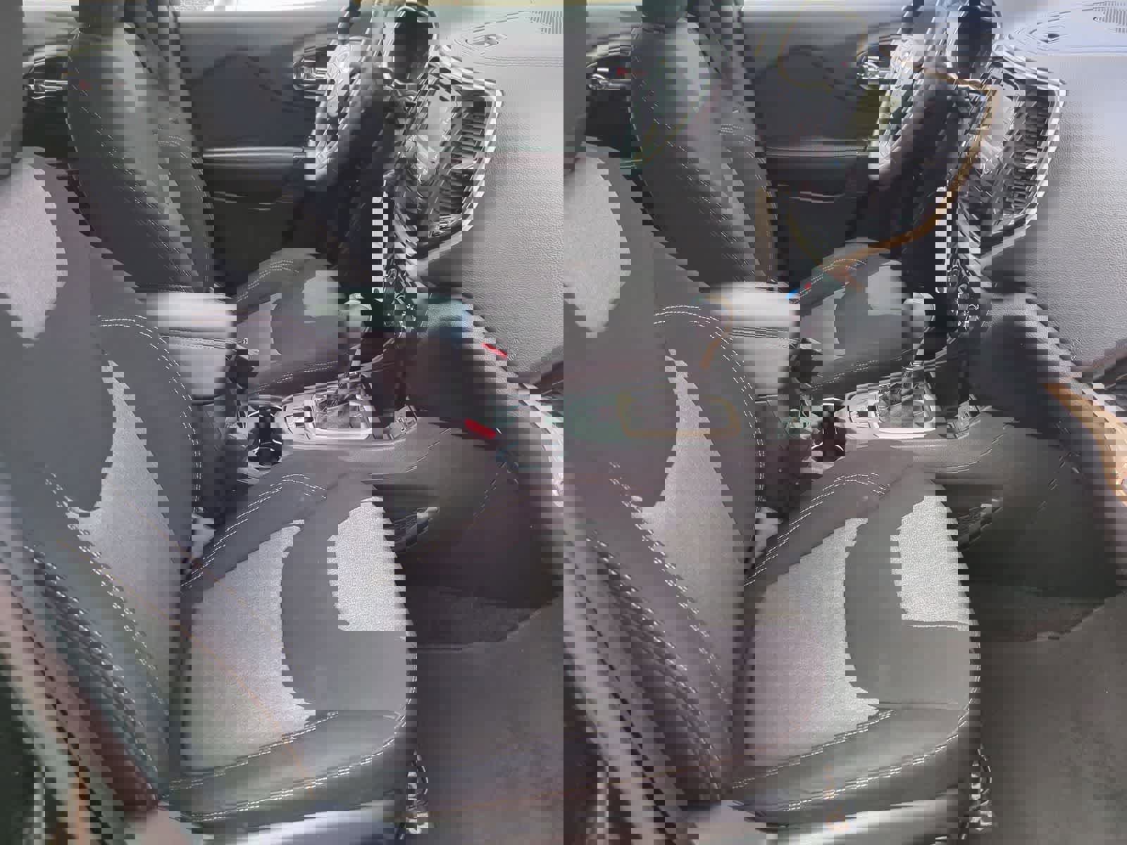 Used 2014 Jeep Cherokee Sport image 21