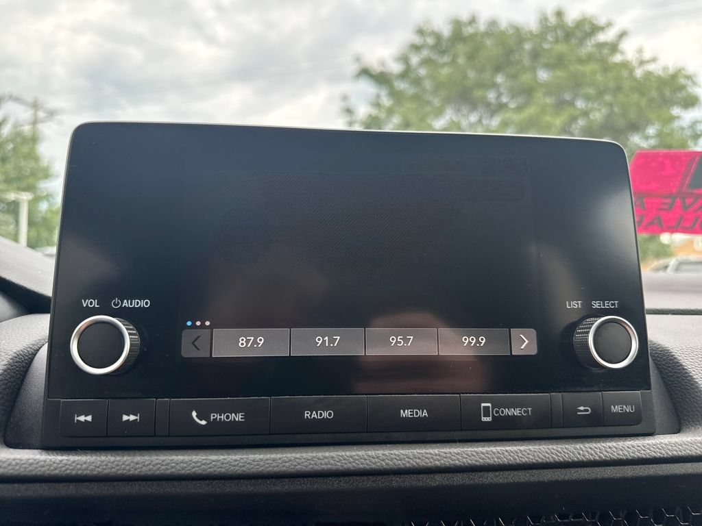 Certified 2024 Honda CR-V EX image 33