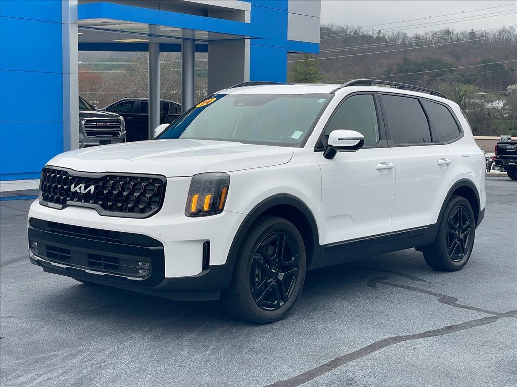 Used 2024 Kia Telluride SX X-Line image 3