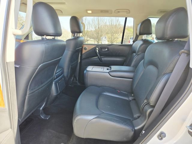 Used 2023 Nissan Armada SL w/ Captain's Chairs Package image 18