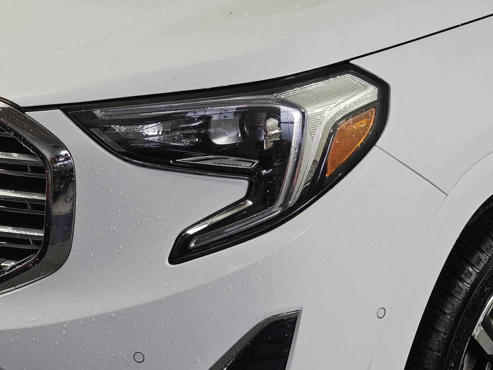 Used 2018 GMC Terrain Denali w/ Advanced Safety Package FWD image 26