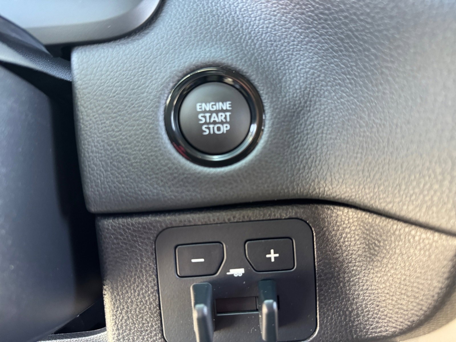 New 2025 Toyota Tundra Limited image 22