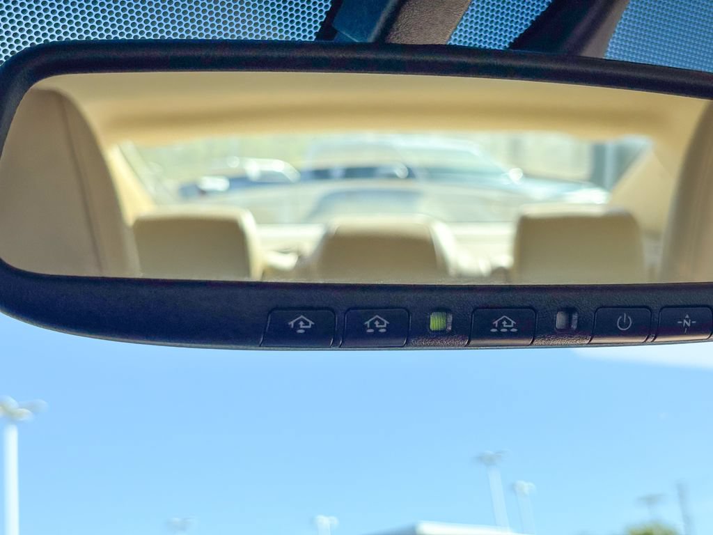 Used 2013 Toyota Avalon Limited FWD image 39